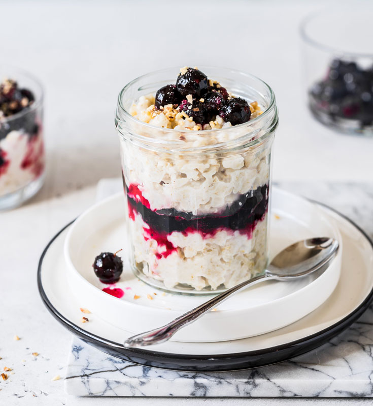 Blackcurrant Overnight Oats